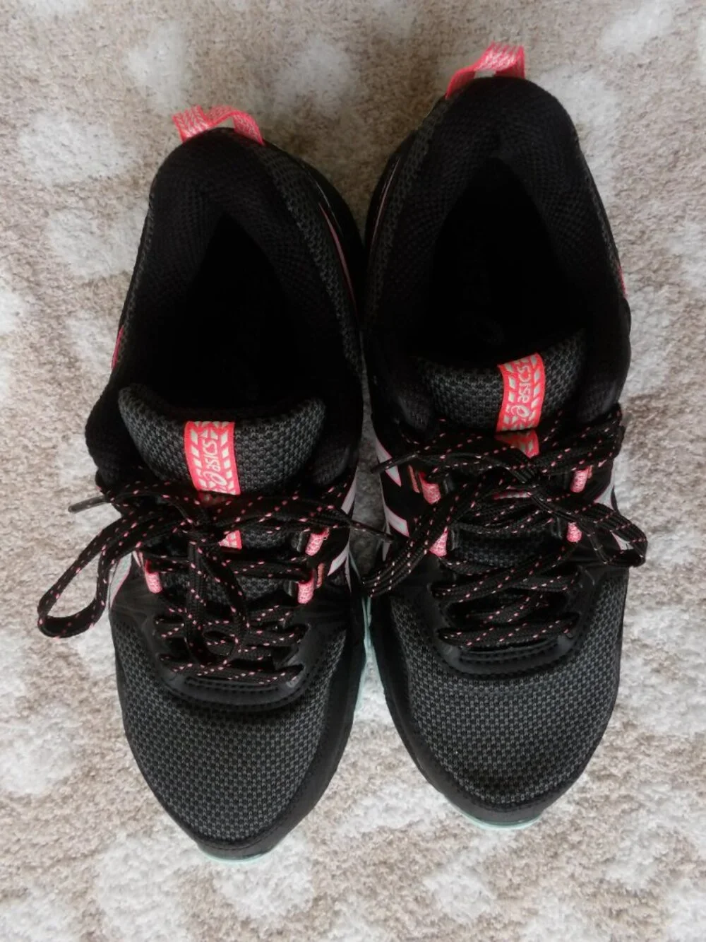 Asics Gel Venture 8 Womens Running Shoe | Black & Clear Blue | Size 6.5